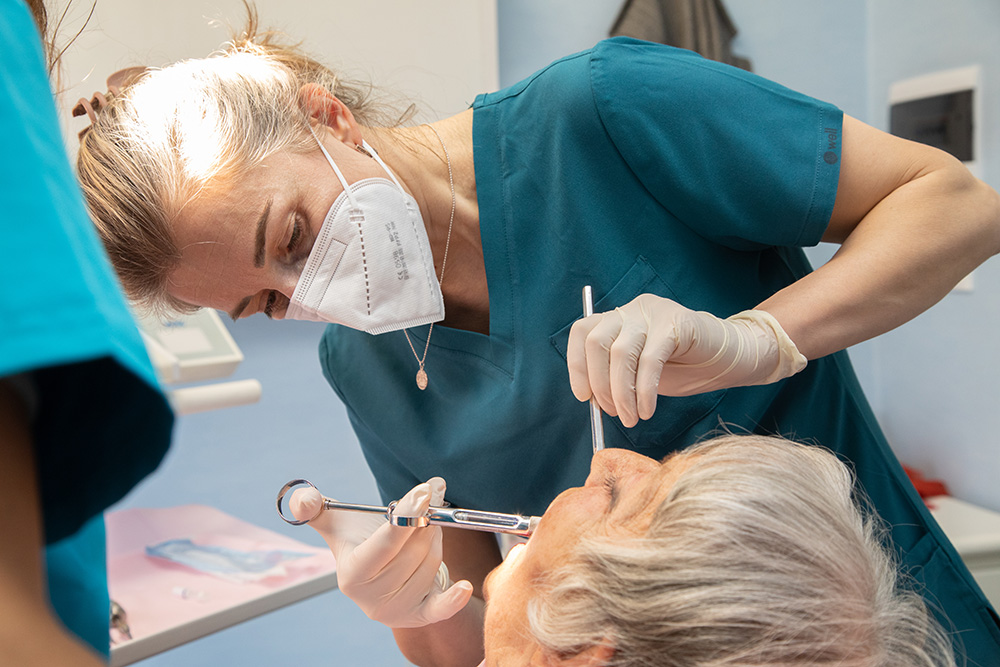 Laser denti a Monterotondo RM