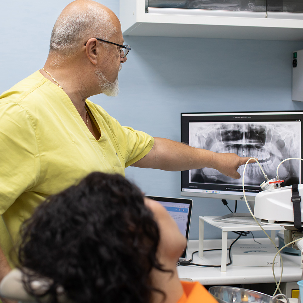 Implantologia e Protesi